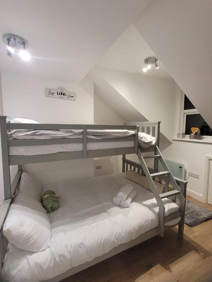 Canary Wharf Apartments Лондон Экстерьер фото